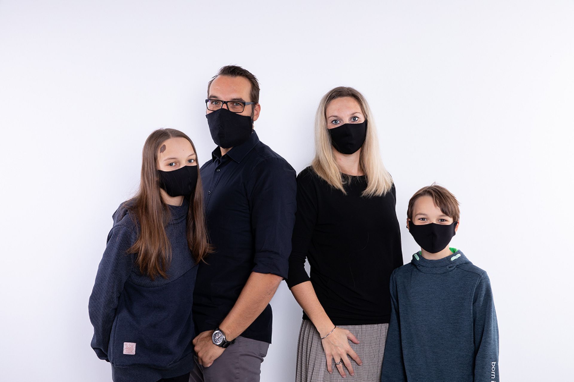 Familienshooting Mit Maske In Coronazeiten